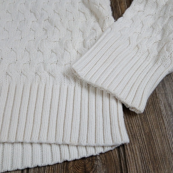 Liz Claiborne Knit Quarter Button Long Sleeve Sweater Top - Picture 6 of 9